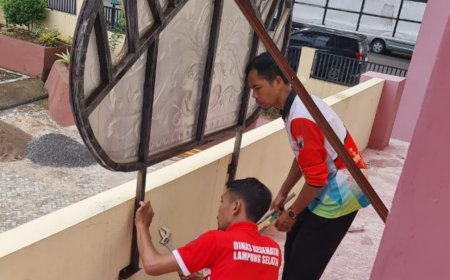 Dinas Kesehatan Lampung Selatan Sia-siakan Uang Rakyat Pembuatan Ornumen Siger