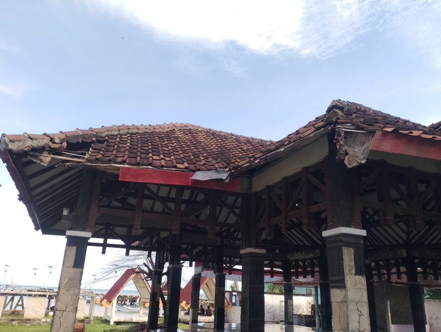 Disparbud Lamsel "Ogah Urus" Wisata Pemandian Belerang dan Penginapan Pulau Sebesi